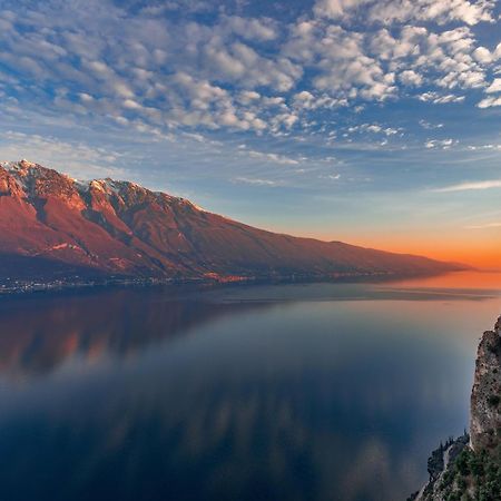Hotel Pineta Campi Tremosine Экстерьер фото