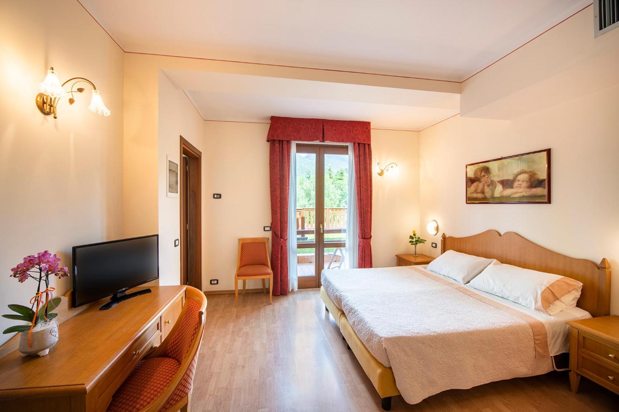Hotel Pineta Campi Tremosine Номер фото